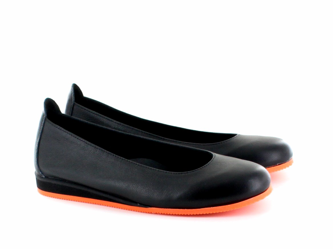 Ballerine - Noir semelle orange