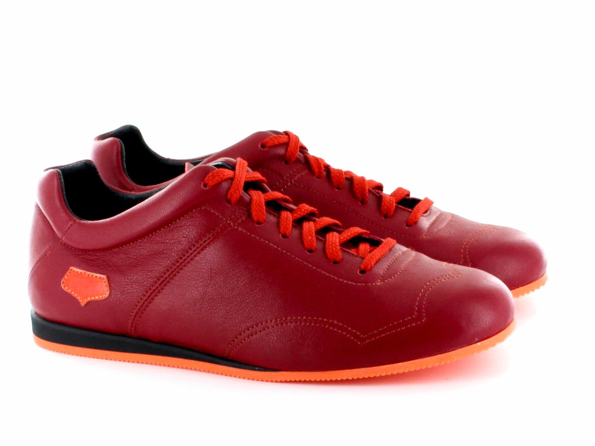 basket semelle rouge