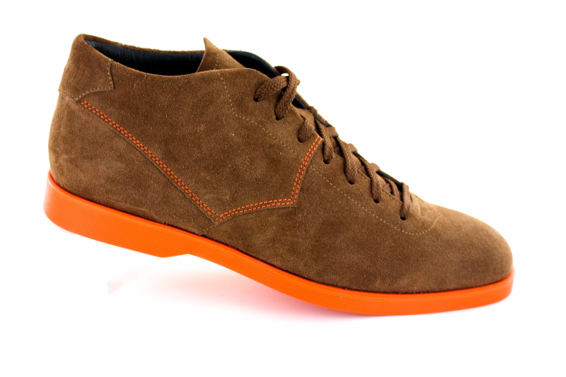 Fin de série 44 - Chaussure Homme Daim Marron - Modèle Enjeu Semelle  Orange - Milémil