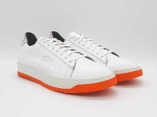 Sneakers Cuir Blanc : modèle "Derby" - Semelle Blanche et Orange