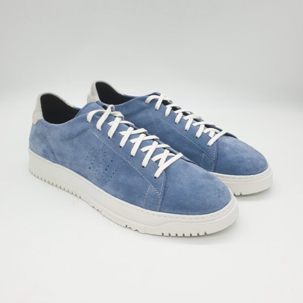 Sneaker bleu
