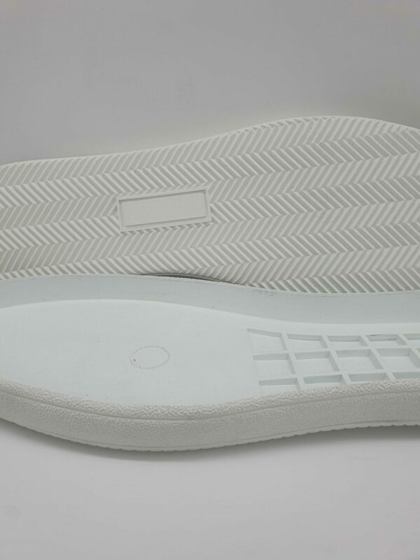 Semelles pour chaussures en caoutchouc blanc
