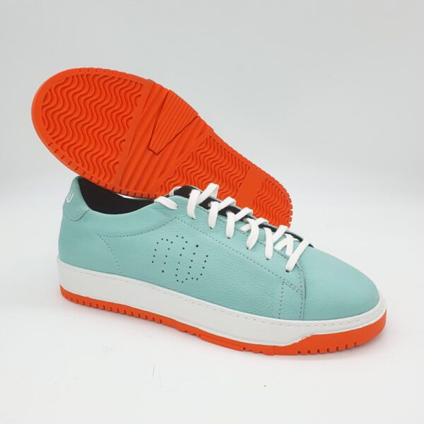 EDITION LIMITEE Sneakers Cuir Turquoise : modèle "Derby" - Semelle Blanche et Orange – Image 4