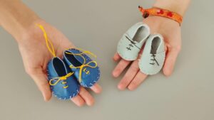 atelier de fabrication de chaussures pour enfant au musee de la chaussure à romans sur isere